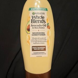 Garnier Whole Blends Nourishing Conditioner - Cream and Brown